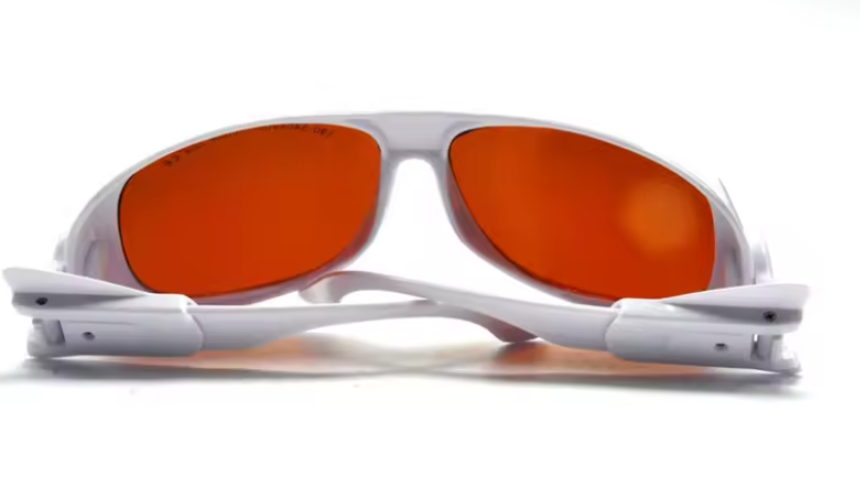 OCHELARI PROTECTIE LASER